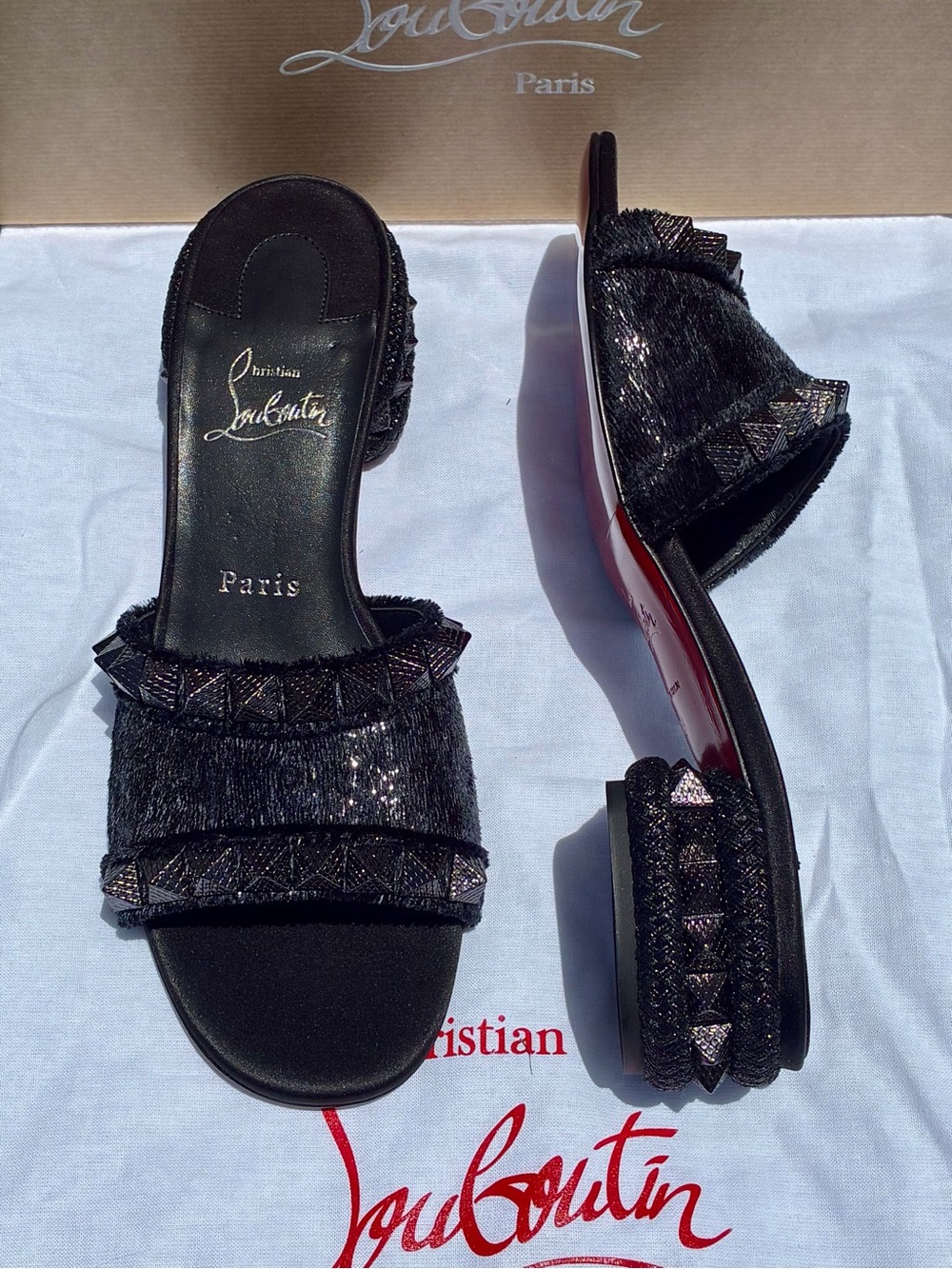 CHRISTIAN LOUBOUTIN PYRAMULE 30 SLIDE MULE SANDAL BLACK VELVET METAL STUDS SZ 38